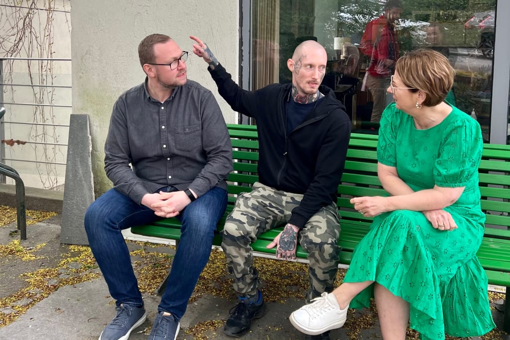 Tone og Erlend besøker Nabokafé på Sagene